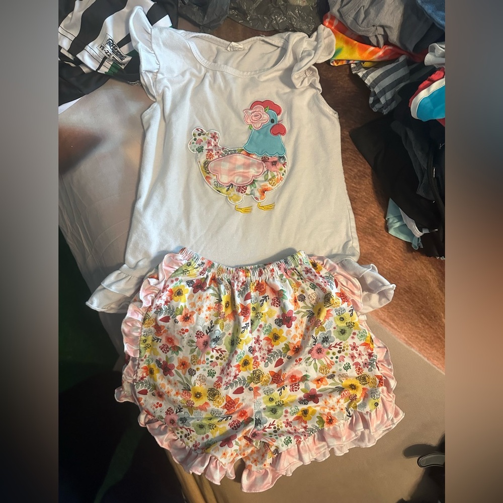 Girls 6/6X Chicken Boutique Dress Outfit Set Ruffle Shorts